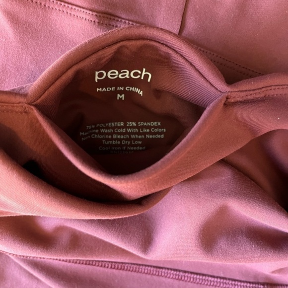 Peach Cropped Leggings - Nwot - Size Medium - Picture 8 of 8